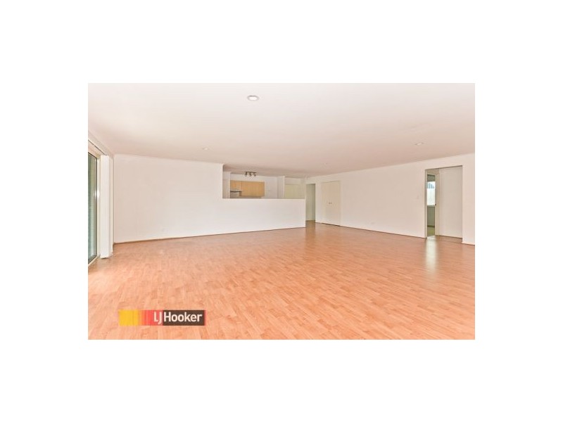 8 Hazelnut Close, Warner QLD 4500