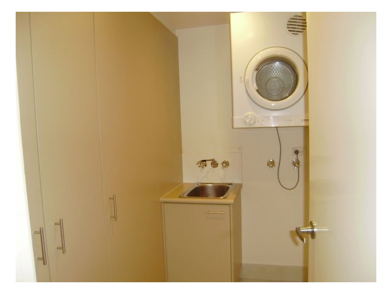 E08 2 Acacia Court, Robina QLD 4226