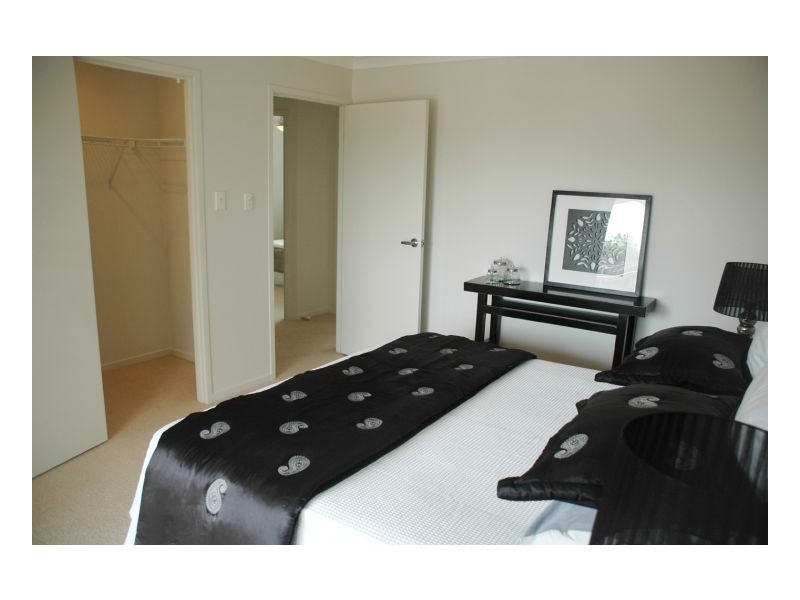 116- -136 Station Rd, Loganlea QLD 4131