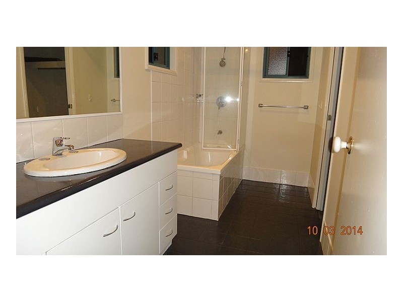 13/11 Oakmont Ave, Oxley QLD 4075