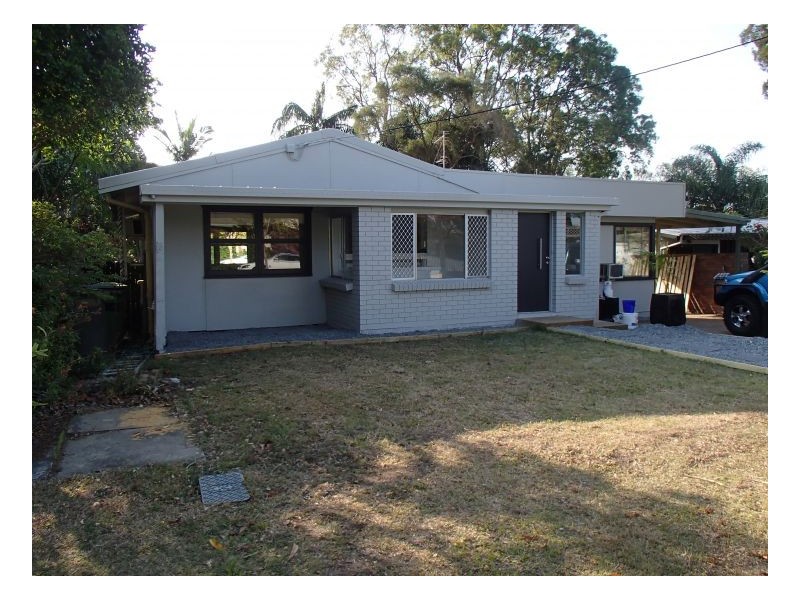 9 Dandar Drive, Southport QLD 4215