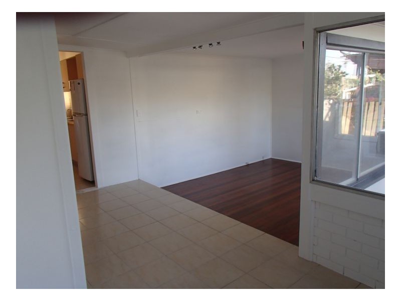 9 Dandar Drive, Southport QLD 4215