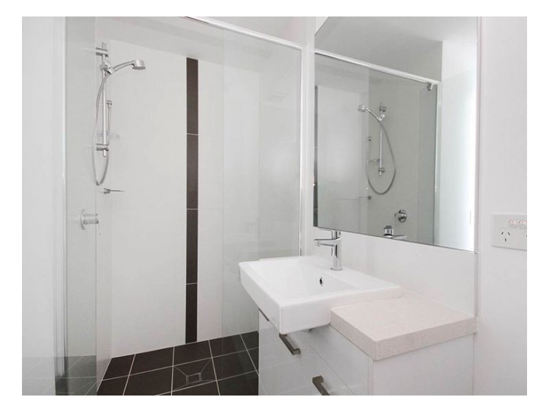 602 159 Logan Rd, Woolloongabba QLD 4102