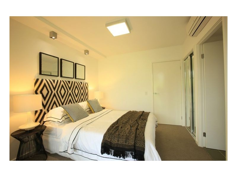 430/159 Logan Road, Woolloongabba QLD 4102