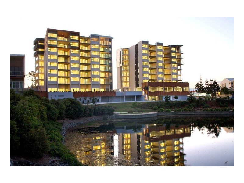 25e 129 Laver Drive, Robina QLD 4226