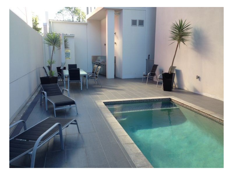 23a 129 Laver Drive, Robina QLD 4226