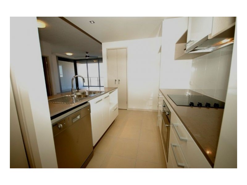 23b 129 Laver Drive, Robina QLD 4226