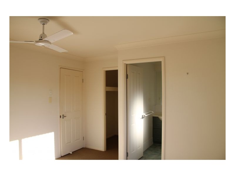 9/110 Scrub Road, Carindale QLD 4152