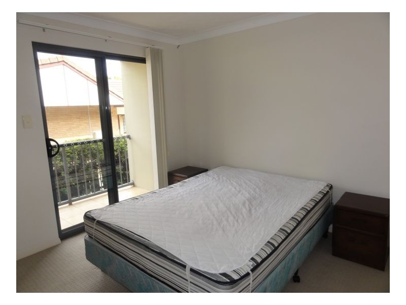 15/8 Whitby Street, Southport QLD 4215