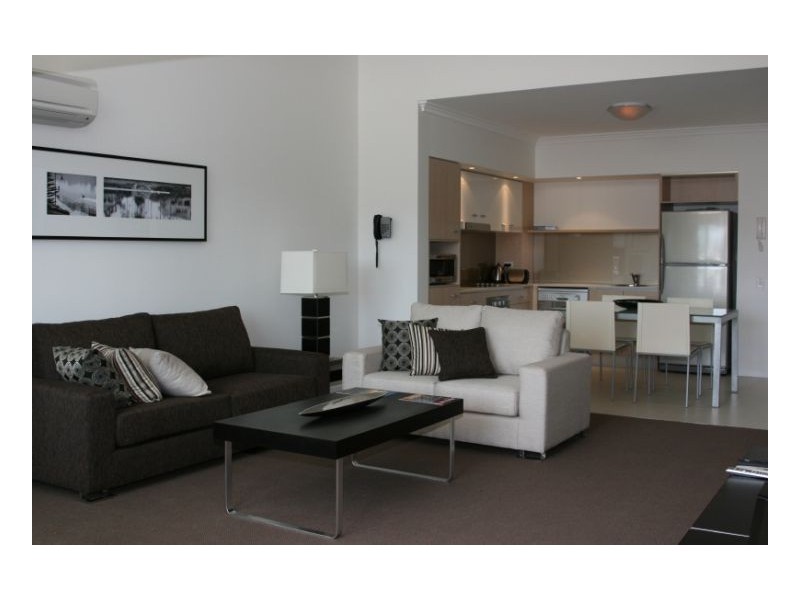 12 228 Varsity Parade, Varsity Lakes QLD 4227