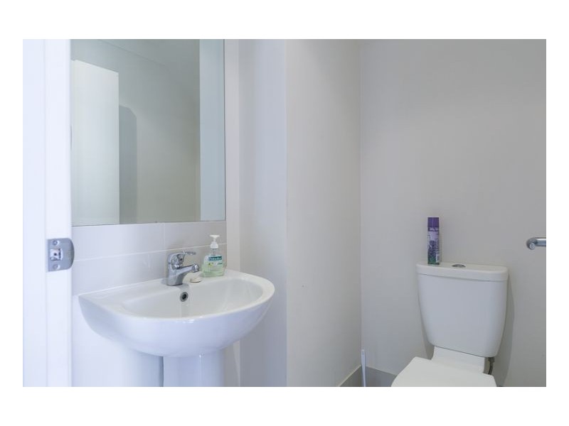 Pacific Pines QLD 4211
