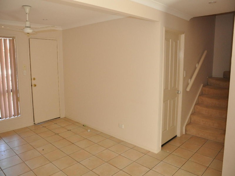 65/8 Diamond Place, Runcorn QLD 4113