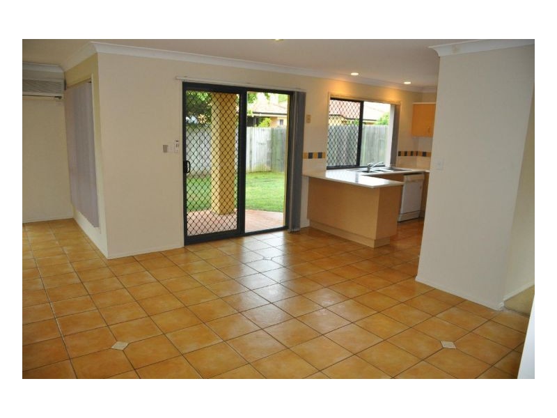 17 Diamond Place, Runcorn QLD 4113