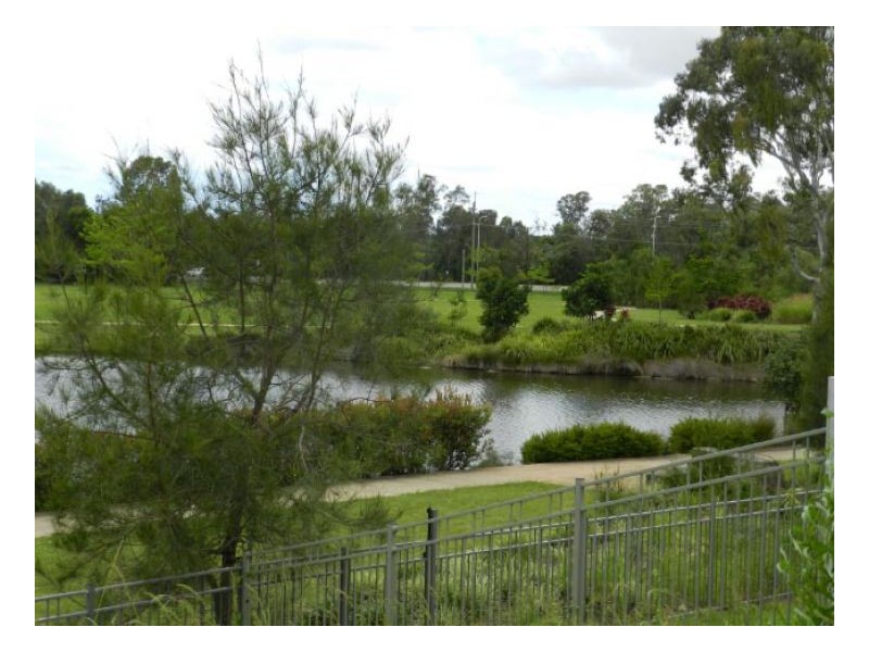 47 Riverlinks Boulevard East, Helensvale QLD 4212