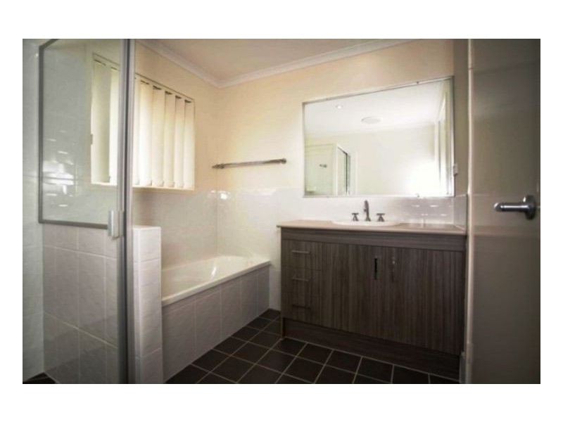 106 Elsie, Kallangur QLD 4503