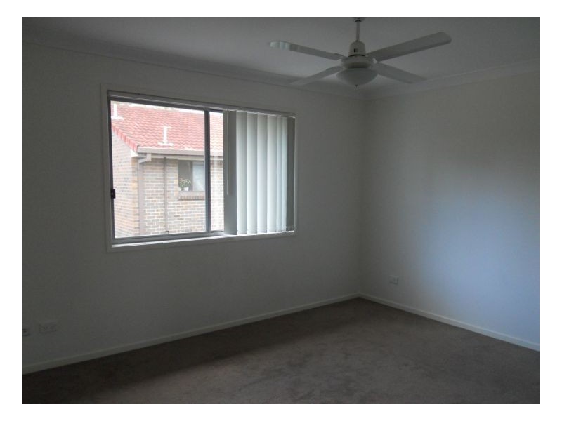 45-47 Defiance Rd, Woodridge QLD 4114