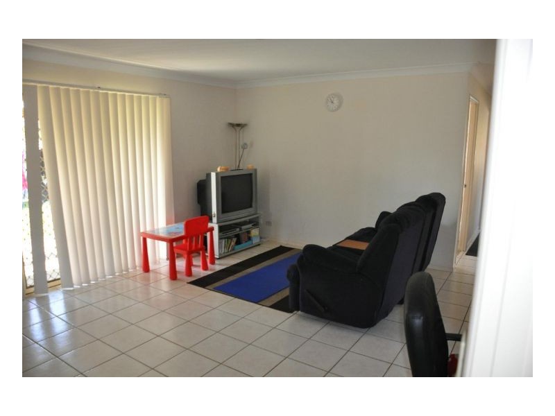 8 Shivvan Court, Marsden QLD 4132