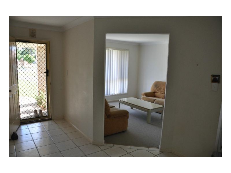 8 Shivvan Court, Marsden QLD 4132