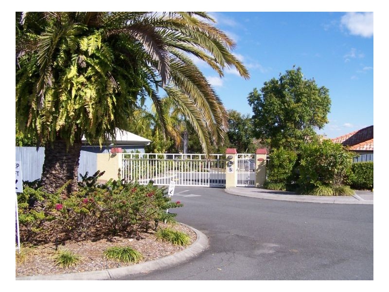 2/30 Federation St, Wynnum West QLD 4178