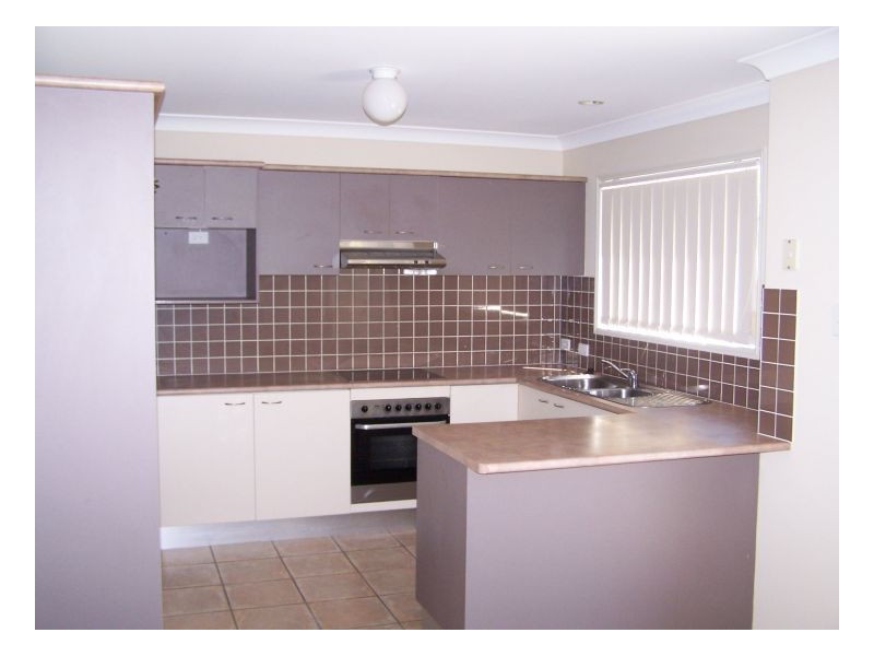 2/30 Federation St, Wynnum West QLD 4178