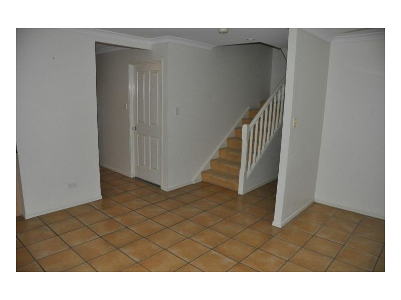 55/8 Diamond Place, Runcorn QLD 4113