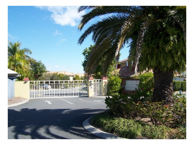 9/30 Federation St, Wynnum West QLD 4178