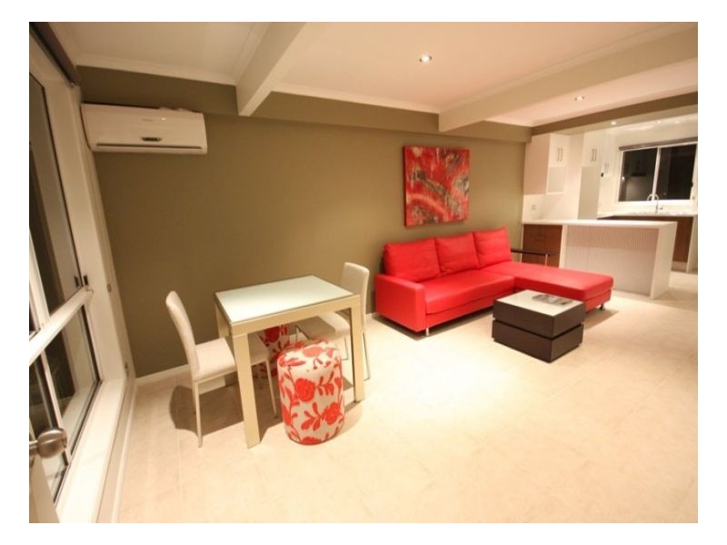 22 125 Pappas Way, Carrara QLD 4211