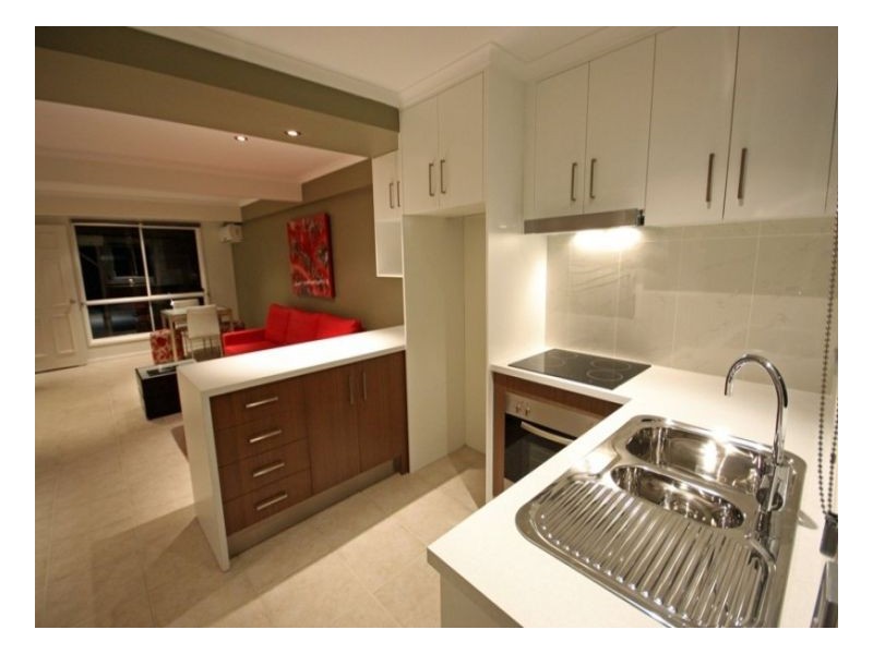 22 125 Pappas Way, Carrara QLD 4211