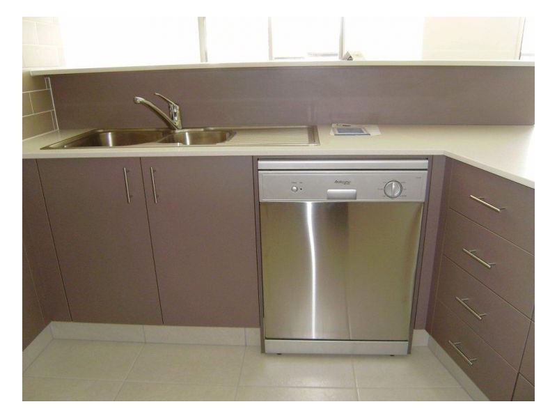 F08/2 Acacia Crt, Robina QLD 4226