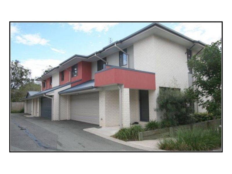 8/170 Whiting Street, Labrador QLD 4215