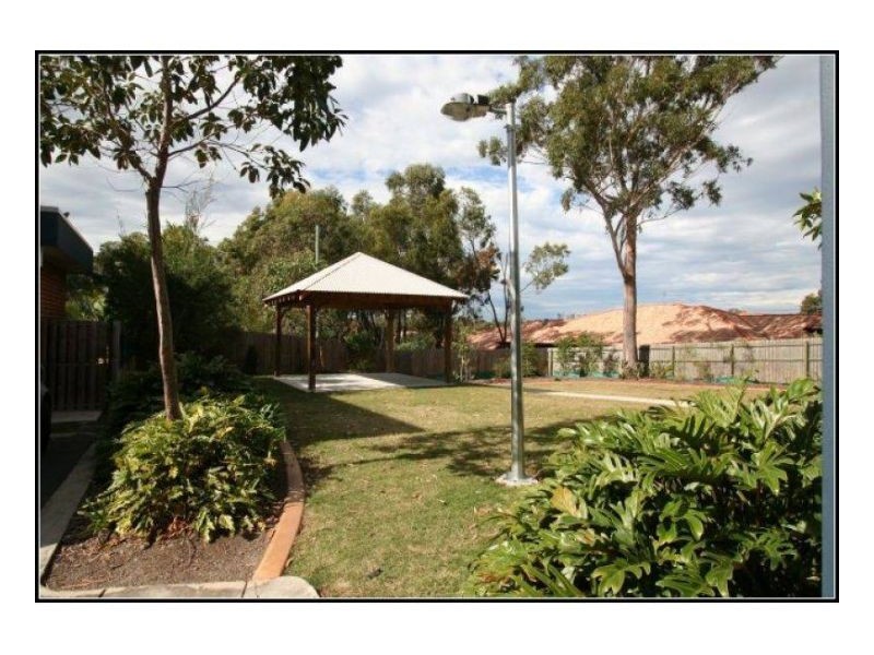 8/170 Whiting Street, Labrador QLD 4215