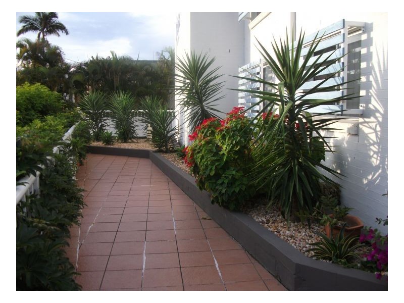 75 Bayview Street, Gold Coast QLD 4217