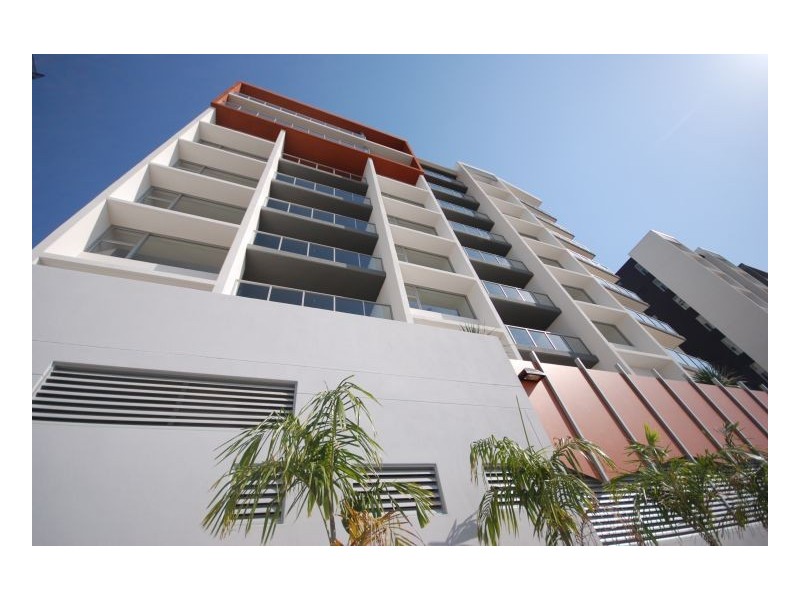 1 129 Laver Drive, Robina QLD 4226