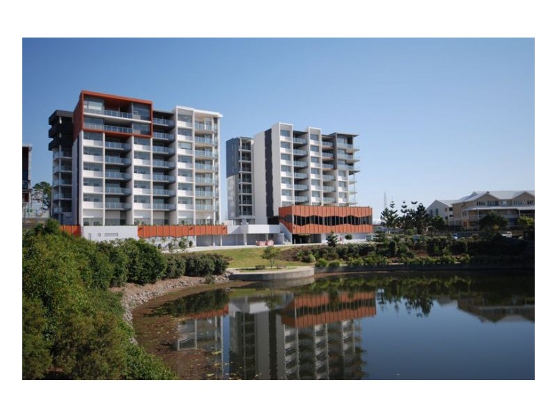 1 129 Laver Drive, Robina QLD 4226