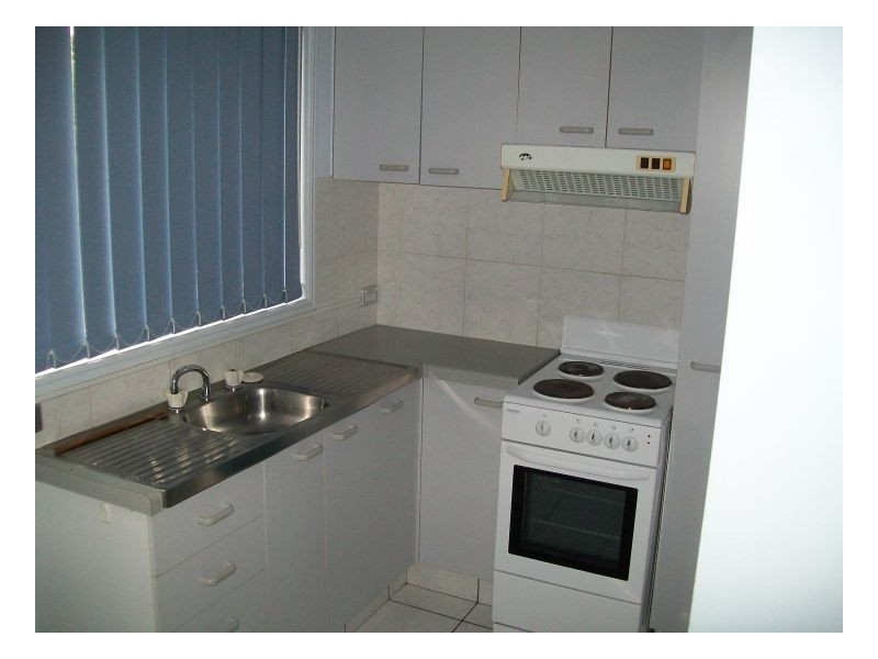 18 125 Pappas Way, Carrara QLD 4211