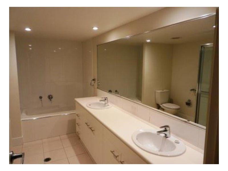 Co6 1 Acacia Crt, Robina QLD 4226