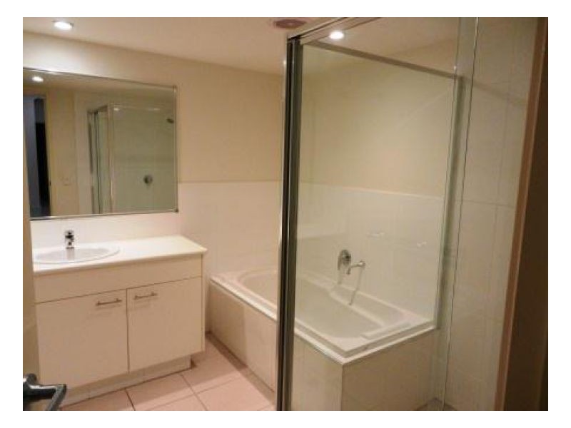 Co6 1 Acacia Crt, Robina QLD 4226