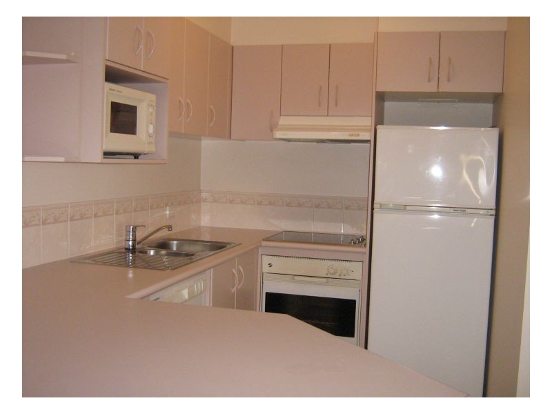 32/57 Worendo Street, Southport QLD 4215