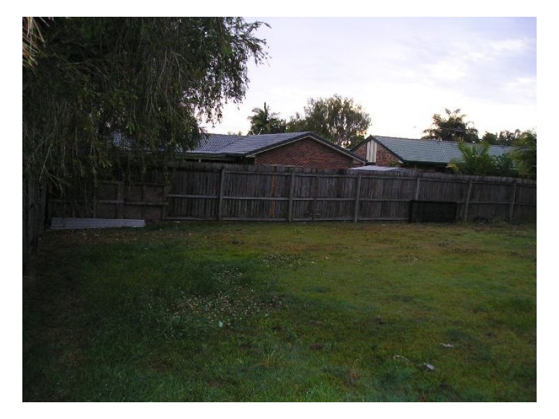 64 Tansey, Tanah Merah QLD 4128