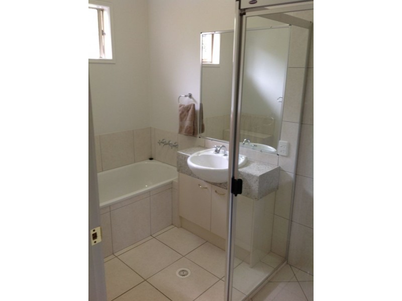 11 Whitecedar Cct, North Lakes QLD 4509