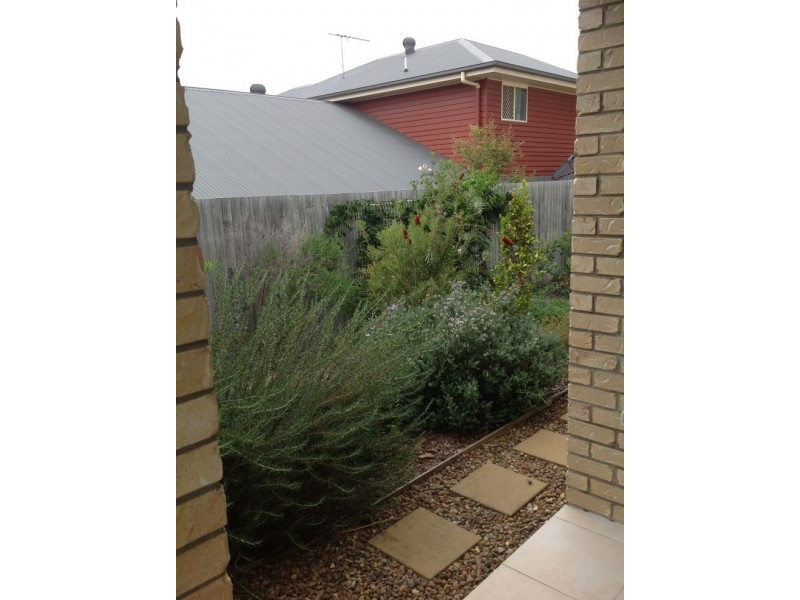 11 Whitecedar Cct, North Lakes QLD 4509
