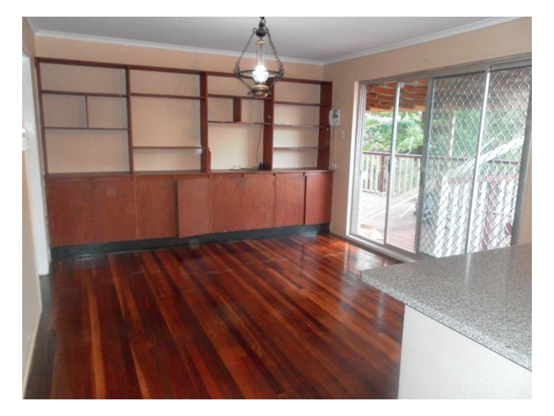 20 Nandala Drive, Tanah Merah QLD 4128