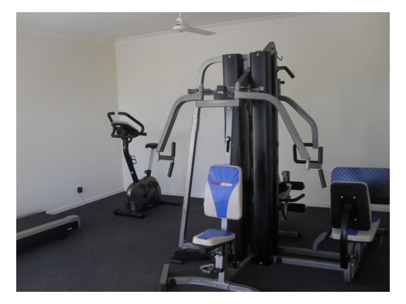 1 Belongil Street, Pacific Pines QLD 4211