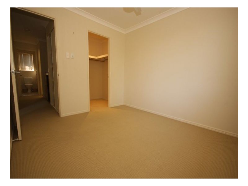 21/18 Mornington Court, Calamvale QLD 4116