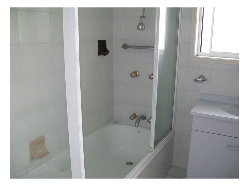 67 125 Pappas Way, Carrara QLD 4211