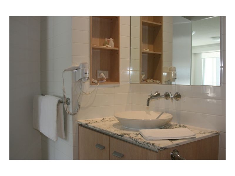 9/19 Lake Street, Varsity Lakes QLD 4227