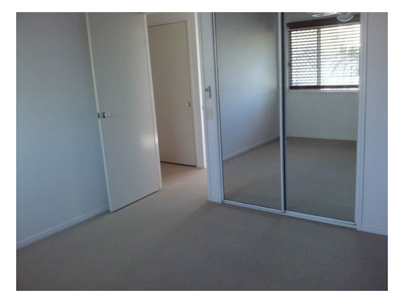 82 125 Pappas Way, Carrara QLD 4211