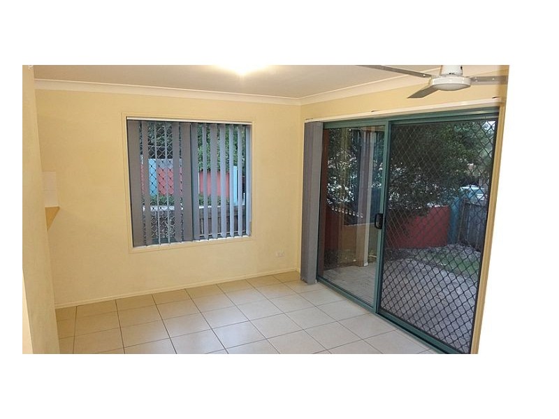 02/11 Oakmont Ave, Oxley QLD 4075