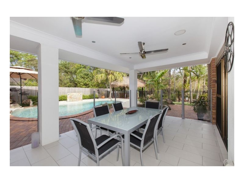 12 Westlake Drive, Mount Ommaney QLD 4074