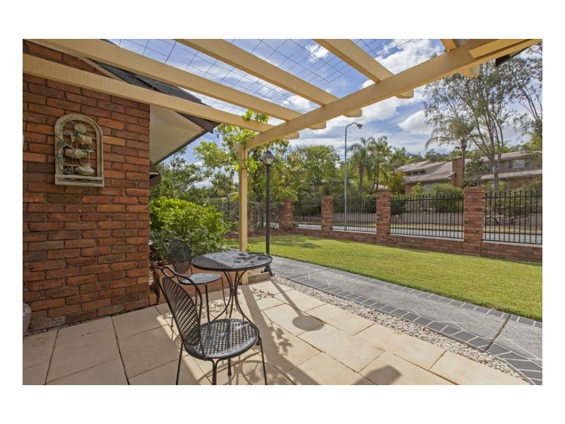 12 Westlake Drive, Mount Ommaney QLD 4074